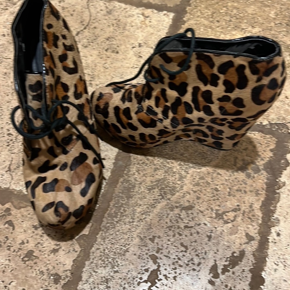 Steve Madden Leopard Print Platform Wedged Boot S… - image 1